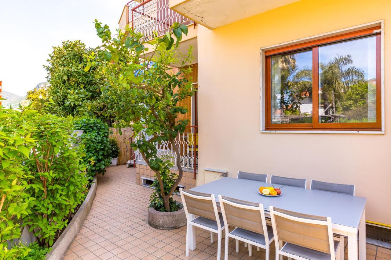 Apartament Il Riccio Di Mare A 5 Minuti Da Sorrento Sant'Agnello Zewnętrze zdjęcie